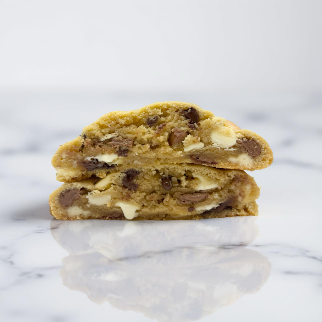 Triple choc chip (Dark, milk & white chocolate)