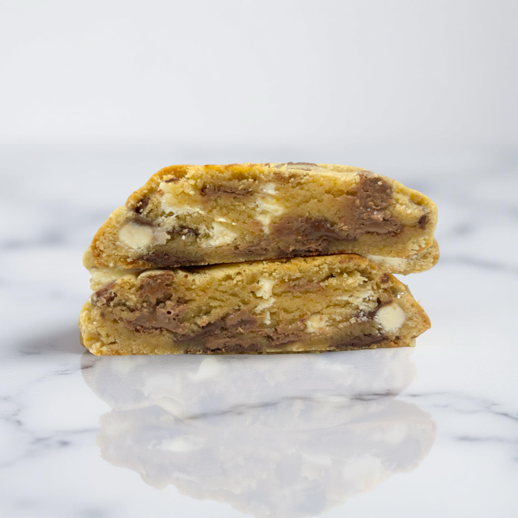 Double choc chip (milk & white chocolate)